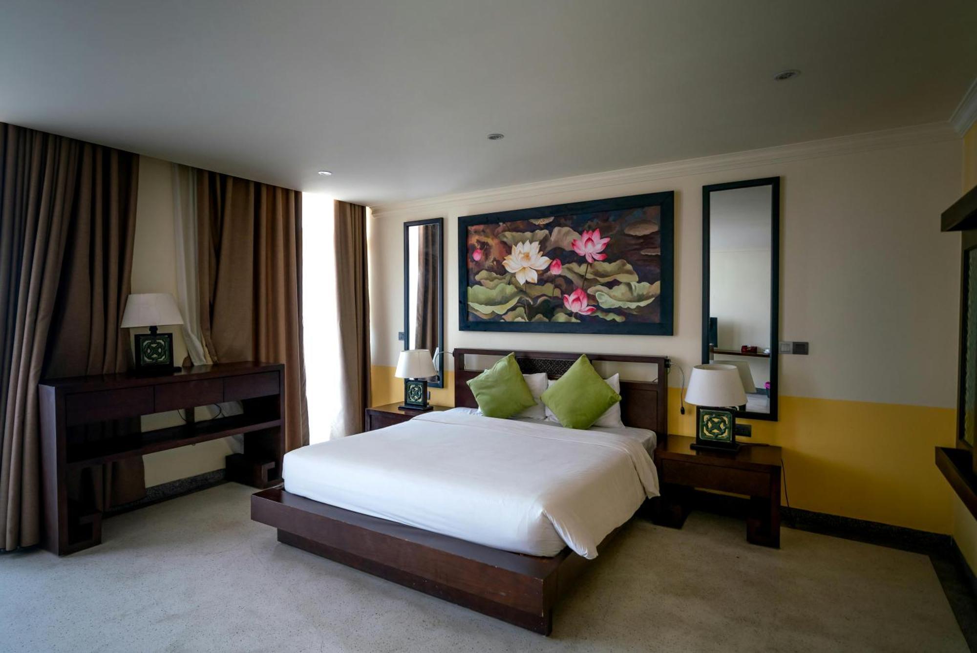 Hotel Ambience Plaza Jmd - Delhi Airport New Delhi Exterior photo